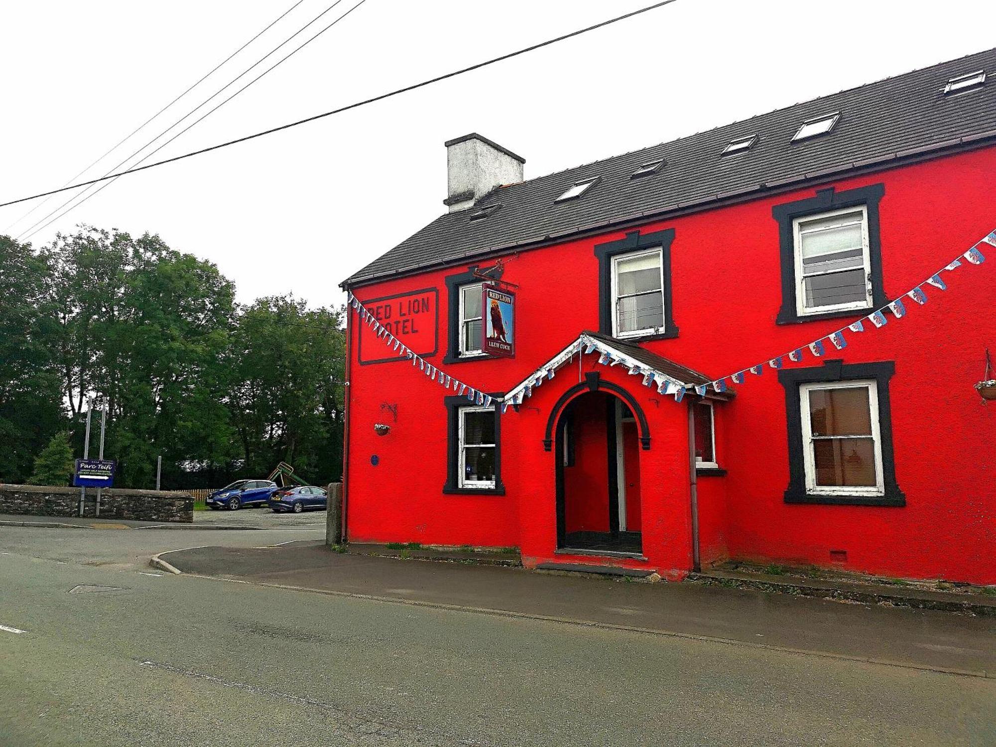Red Lion Hotel Ystrad Meurig Bagian luar foto