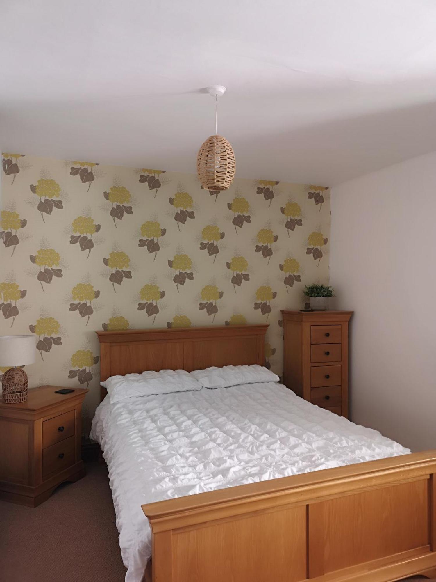Red Lion Hotel Ystrad Meurig Bagian luar foto